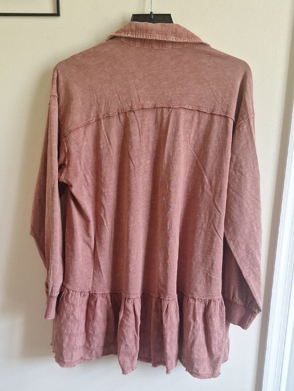 Easel Peplum Antique Rose Hem Style Cotton button-front Shirt Easel Size M - Picture 13 of 13